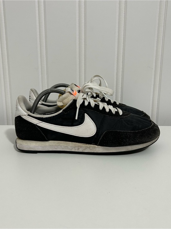 Nike Other - Nike waffle trainer 2 black white